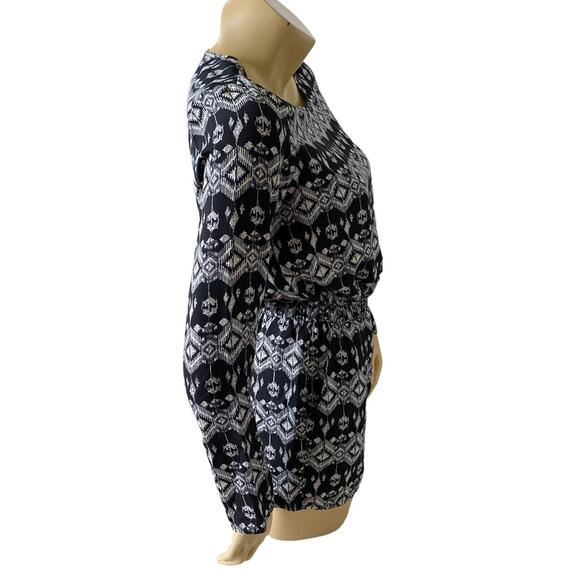 FOREVER 21 Womens Size Small Long Sleeve Tribal Print One Piece Romper Jumper - Picture 3 of 7
